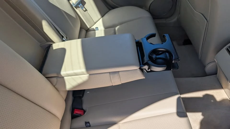2013 Mercedes-Benz W204 C-Class - Image 12 of 20