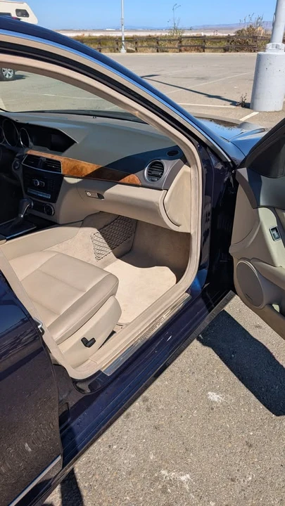 2013 Mercedes-Benz W204 C-Class - Image 11 of 20