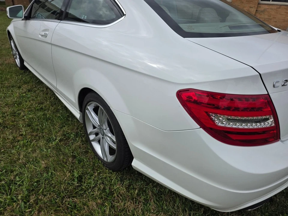 2013 Mercedes-Benz W204 C-Class - Image 10 of 21