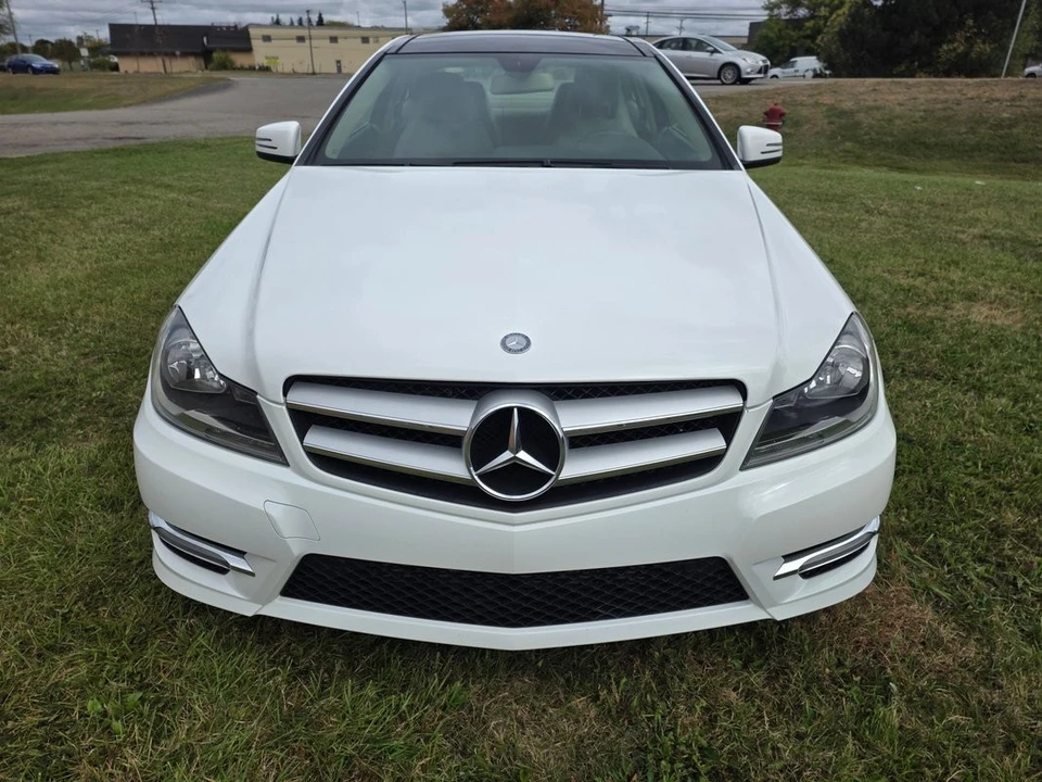 2013 Mercedes-Benz W204 C-Class - Image 4 of 21