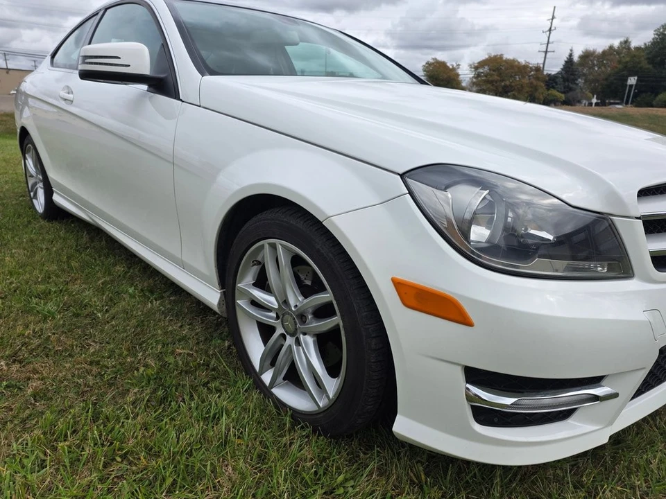 2013 Mercedes-Benz W204 C-Class - Image 2 of 21