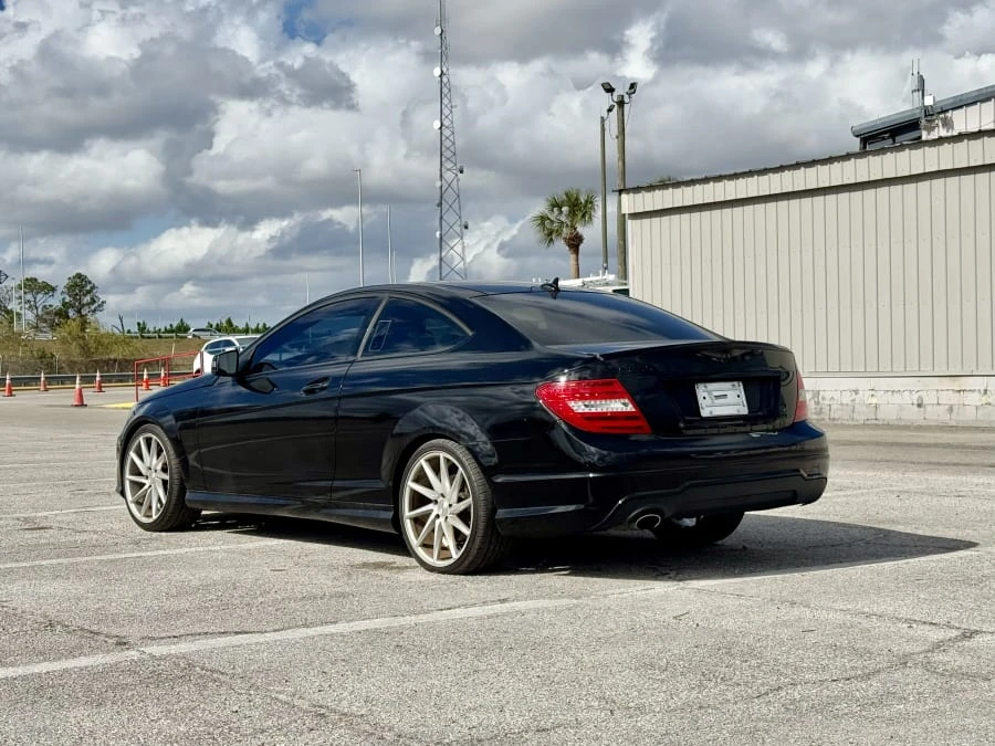2013 Mercedes-Benz W204 C-Class - Image 6 of 17