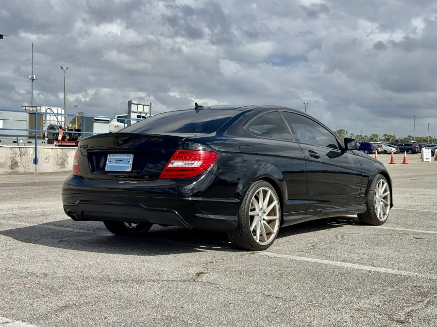 2013 Mercedes-Benz W204 C-Class - Image 3 of 17