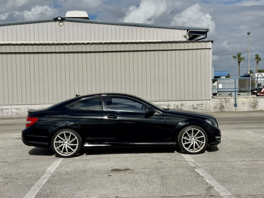 2013 Mercedes-Benz W204 C-Class - Image 10 of 17