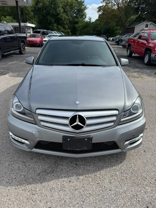 2013 Mercedes-Benz W204 C-Class - Image 2 of 17