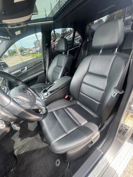 2013 Mercedes-Benz W204 C-Class - Image 10 of 17