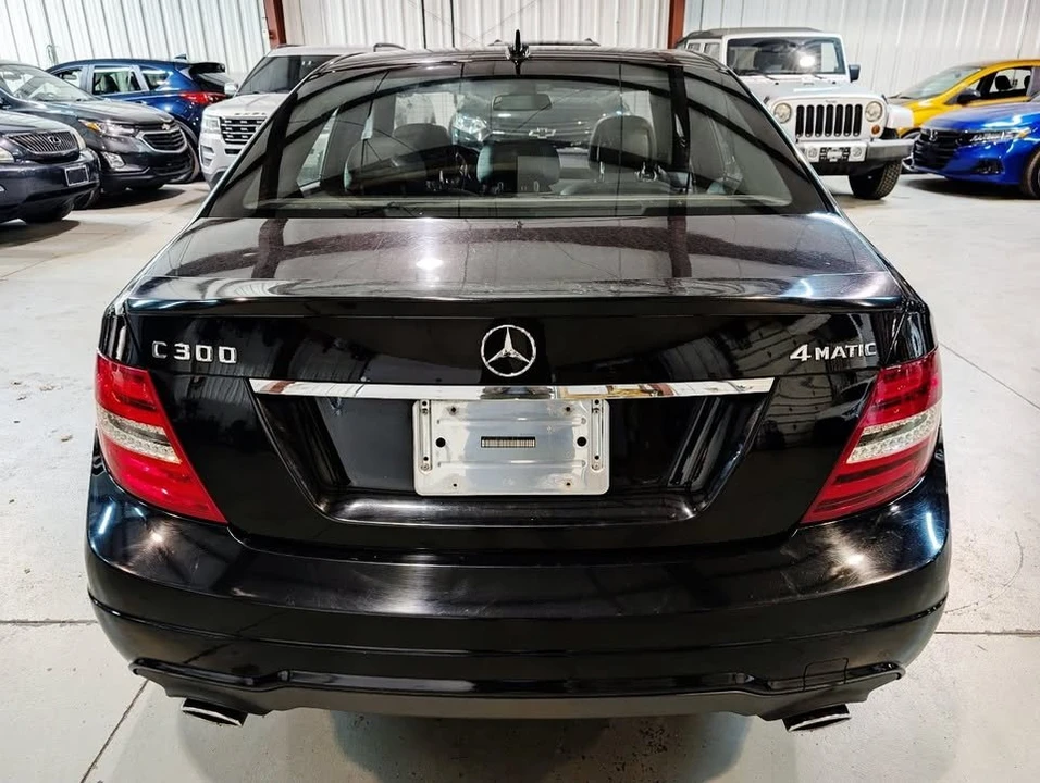 2013 Mercedes-Benz W204 C-Class - Image 9 of 18