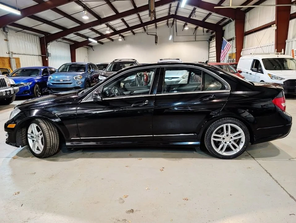 2013 Mercedes-Benz W204 C-Class - Image 8 of 18