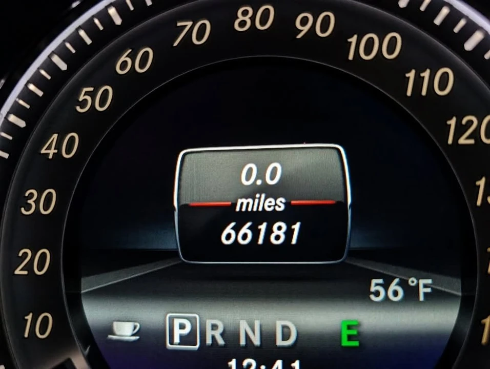 2013 Mercedes-Benz W204 C-Class - Image 2 of 18