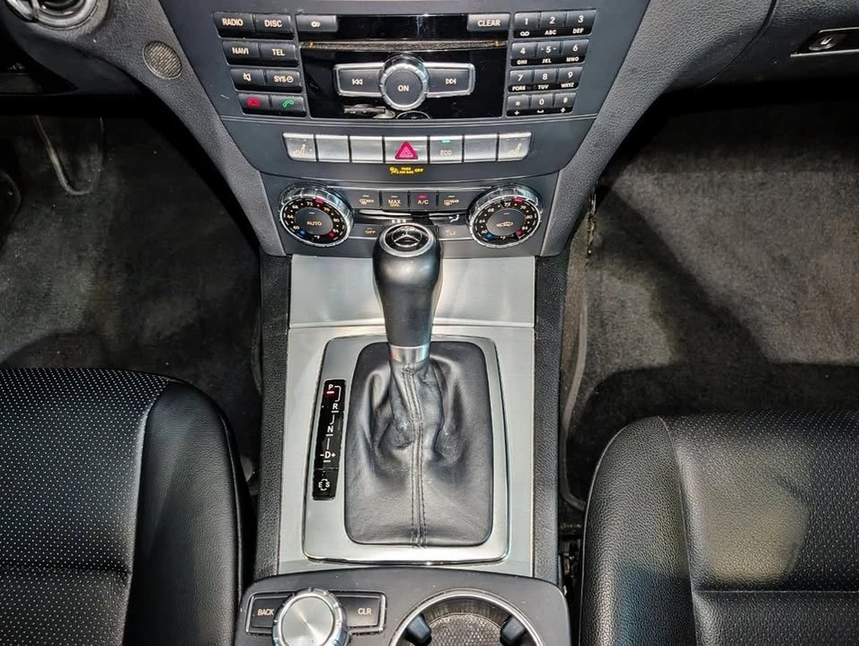 2013 Mercedes-Benz W204 C-Class - Image 16 of 18