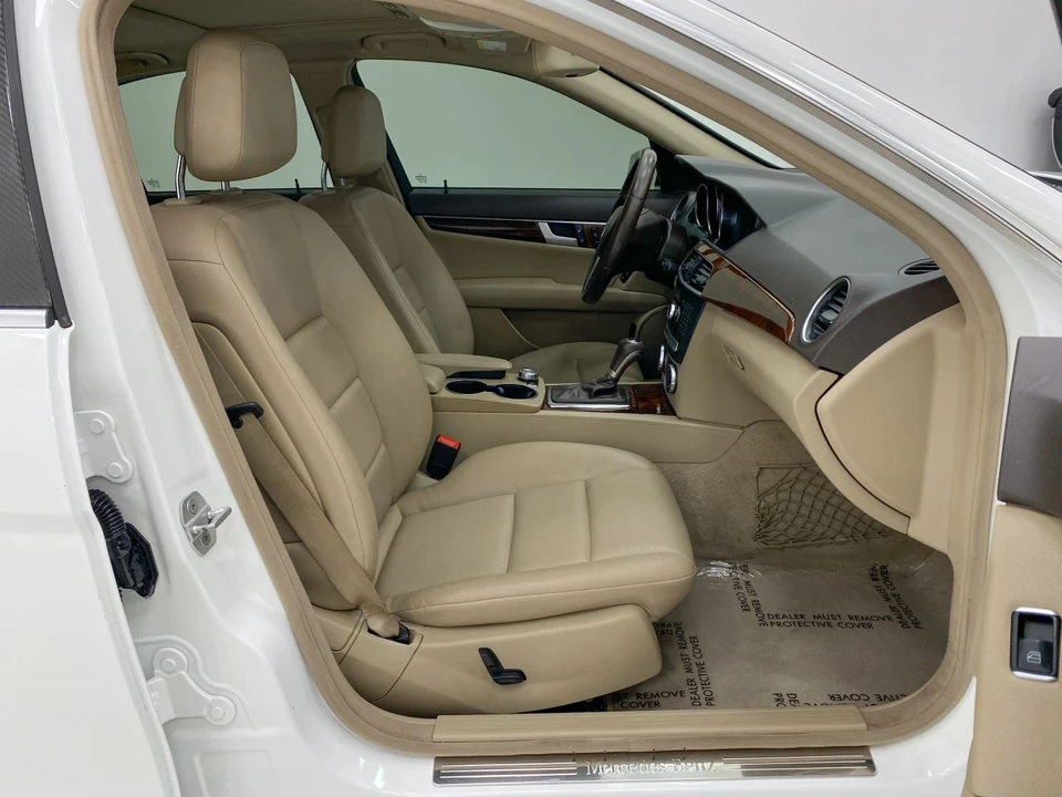 2013 Mercedes-Benz W204 C-Class - Image 14 of 21