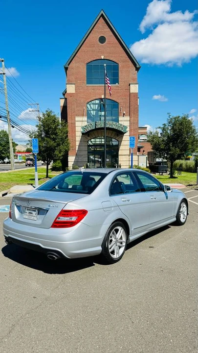 2013 Mercedes-Benz W204 C-Class - Image 3 of 14
