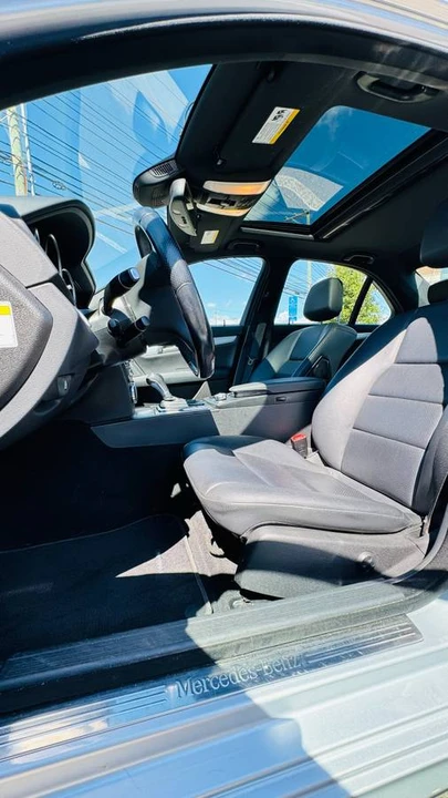 2013 Mercedes-Benz W204 C-Class - Image 7 of 14