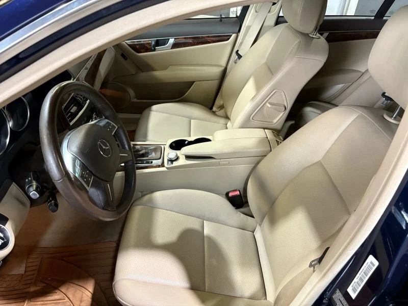 2013 Mercedes-Benz W204 C-Class - Image 9 of 12