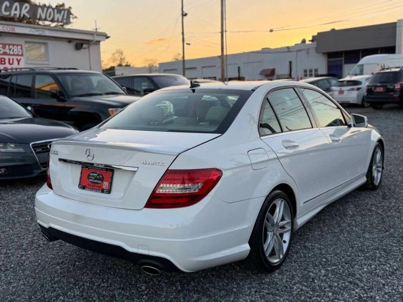 2013 Mercedes-Benz W204 C-Class - Image 8 of 12