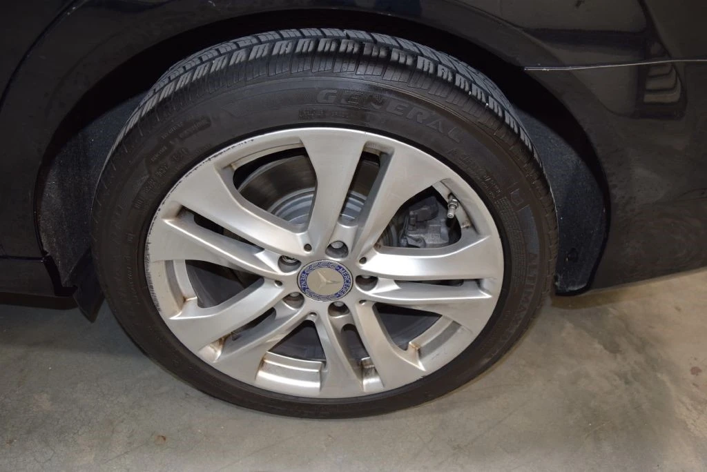 2013 Mercedes-Benz W204 C-Class - Image 12 of 12