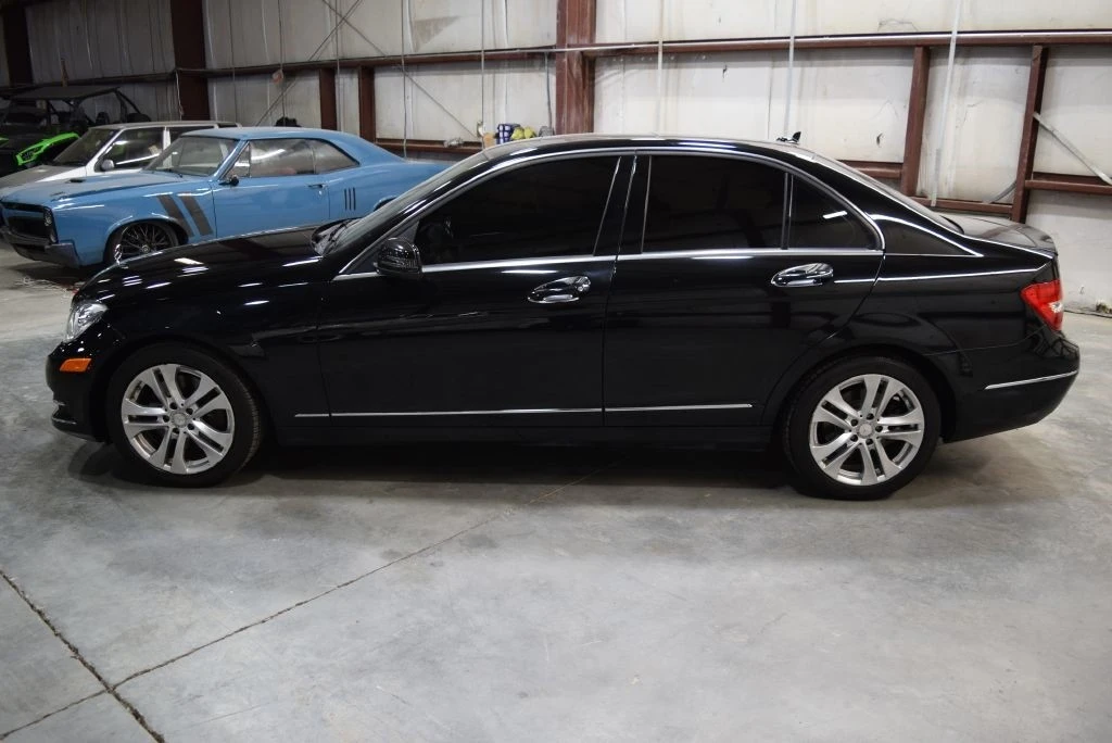 2013 Mercedes-Benz W204 C-Class - Image 4 of 12