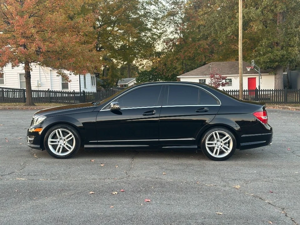 2013 Mercedes-Benz W204 C-Class - Image 8 of 21