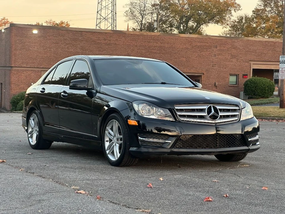 2013 Mercedes-Benz W204 C-Class - Image 3 of 21
