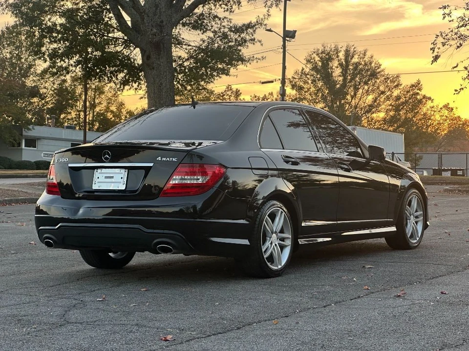 2013 Mercedes-Benz W204 C-Class - Image 2 of 21
