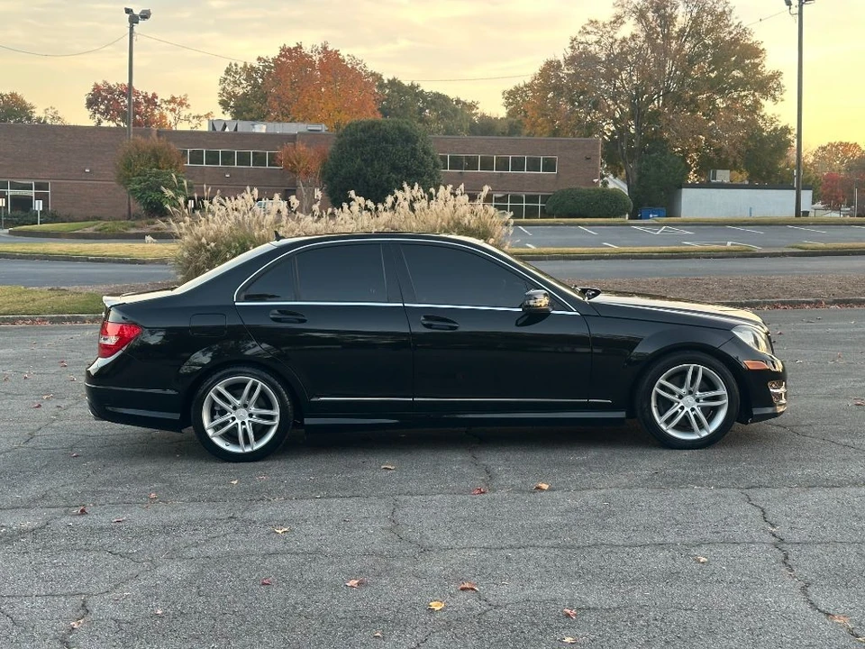 2013 Mercedes-Benz W204 C-Class - Image 7 of 21