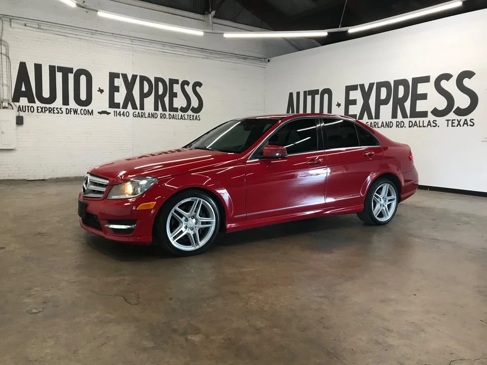 2013 Mercedes-Benz W204 C-Class - Image 2 of 10