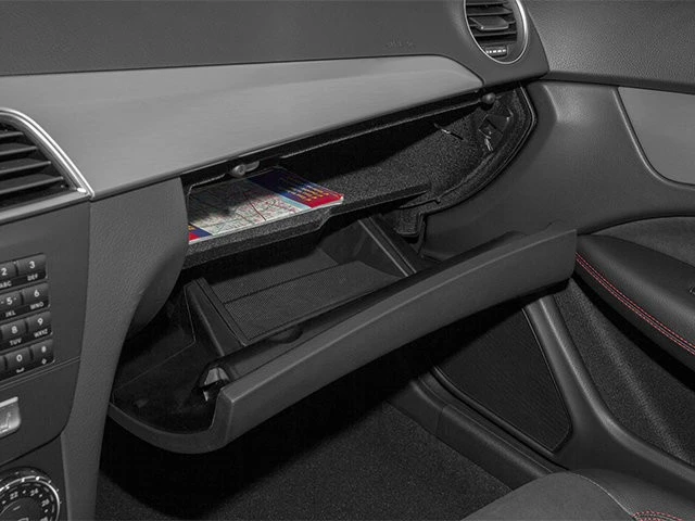 2013 Mercedes-Benz W204 C-Class - Image 16 of 20