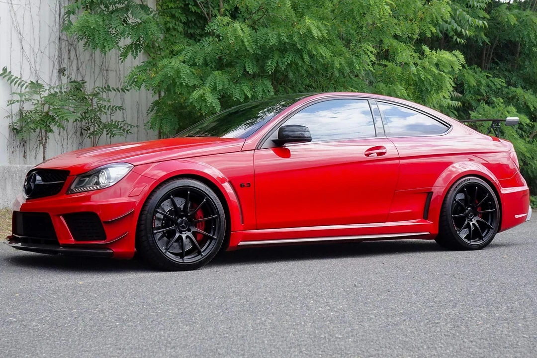 2013 Mercedes-Benz C63 AMG Black Series - Image 6 of 20