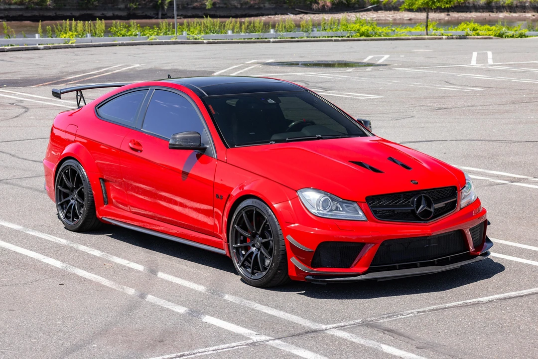 2013 Mercedes-Benz C63 AMG Black Series - Image 9 of 20