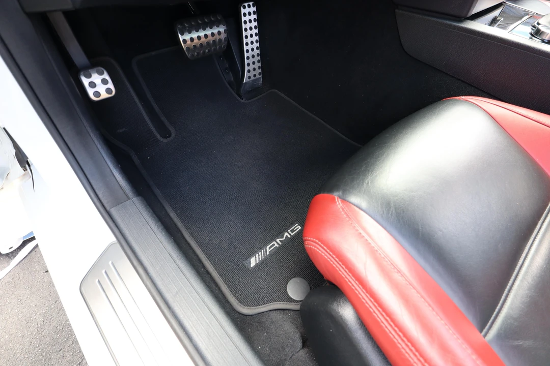 2013 Mercedes-Benz W204 C 63 AMG - Image 30 of 31