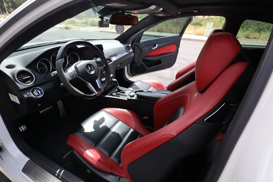2013 Mercedes-Benz W204 C 63 AMG - Image 17 of 31