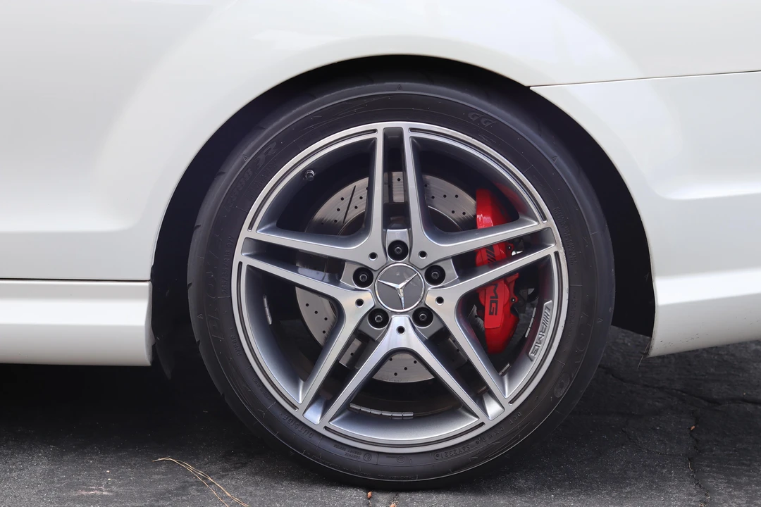 2013 Mercedes-Benz W204 C 63 AMG - Image 13 of 31
