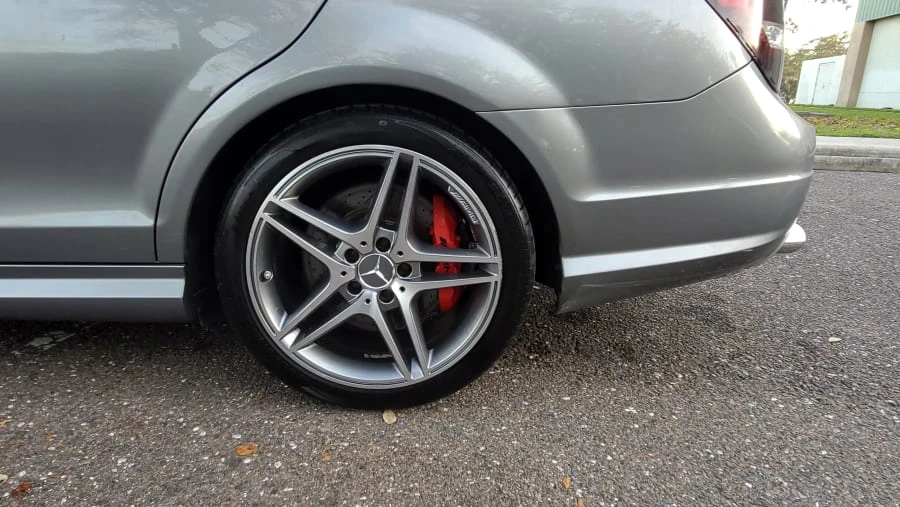 2013 Mercedes-Benz W204 C 63 AMG - Image 12 of 17