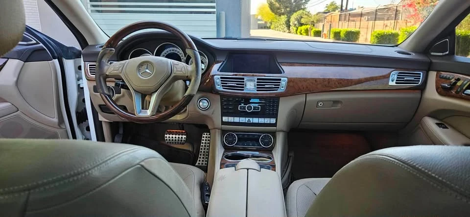 2013 Mercedes-Benz C218 CLS-Class - Image 11 of 17