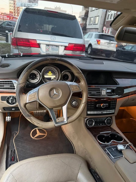 2013 Mercedes-Benz C218 CLS-Class - Image 7 of 16
