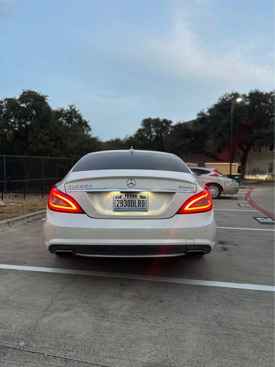 2013 Mercedes-Benz C218 CLS-Class - Image 8 of 20