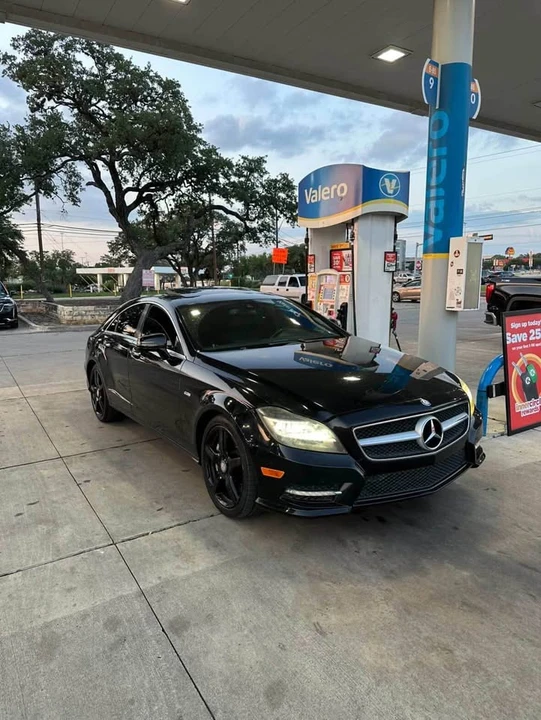 2013 Mercedes-Benz C218 CLS-Class - Image 2 of 13