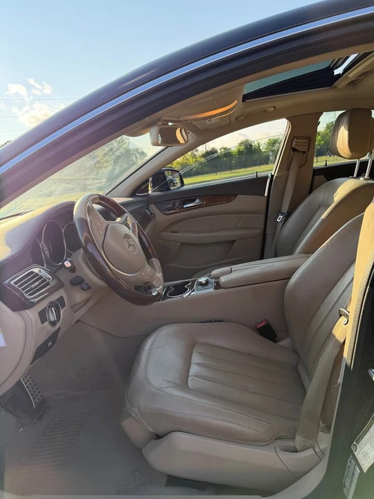 2013 Mercedes-Benz C218 CLS-Class - Image 9 of 14