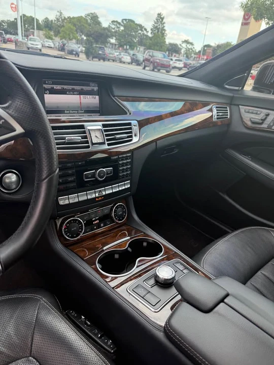2013 Mercedes-Benz C218 CLS-Class - Image 11 of 16