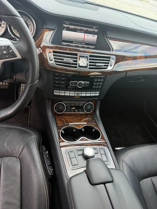 2013 Mercedes-Benz C218 CLS-Class - Image 10 of 16