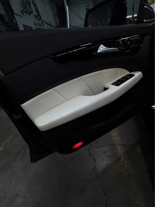 2013 Mercedes-Benz C218 CLS-Class - Image 10 of 15