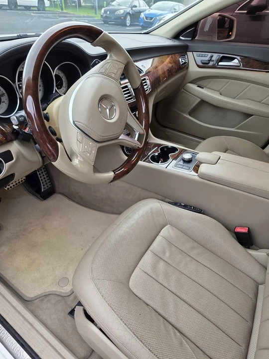 2013 Mercedes-Benz C218 CLS-Class - Image 12 of 13