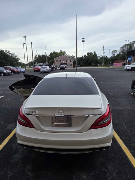 2013 Mercedes-Benz C218 CLS-Class - Image 2 of 13