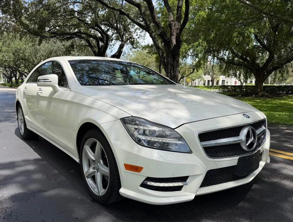 2013 Mercedes-Benz C218 CLS-Class - Image 2 of 16