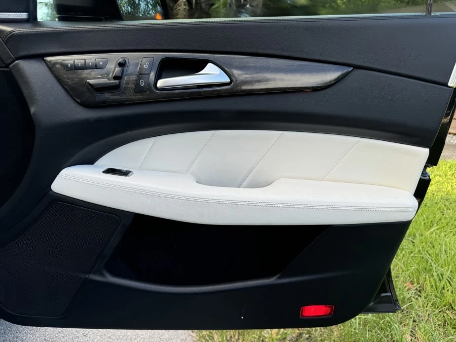 2013 Mercedes-Benz C218 CLS-Class - Image 21 of 31