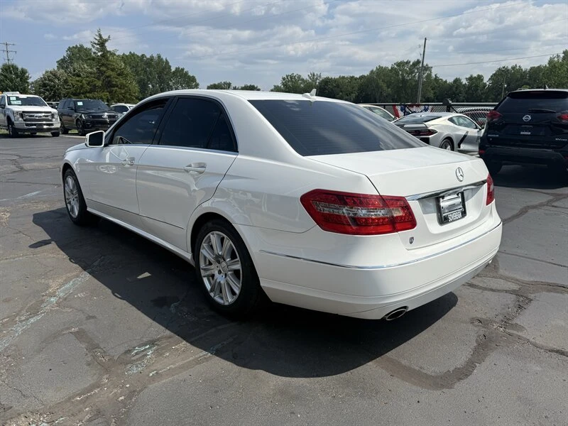 2013 Mercedes-Benz W212 E-Class - Image 3 of 12