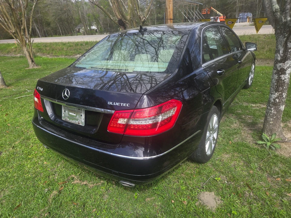 2013 Mercedes-Benz W212 E-Class - Image 3 of 16