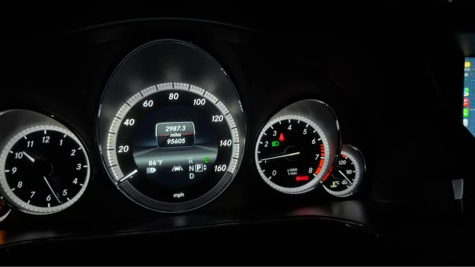 2013 Mercedes-Benz W212 E-Class - Image 6 of 10