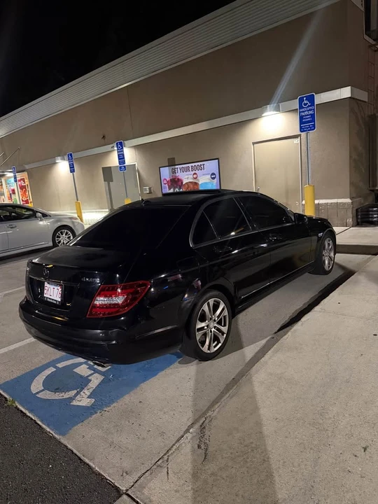 2013 Mercedes-Benz W212 E-Class - Image 4 of 5