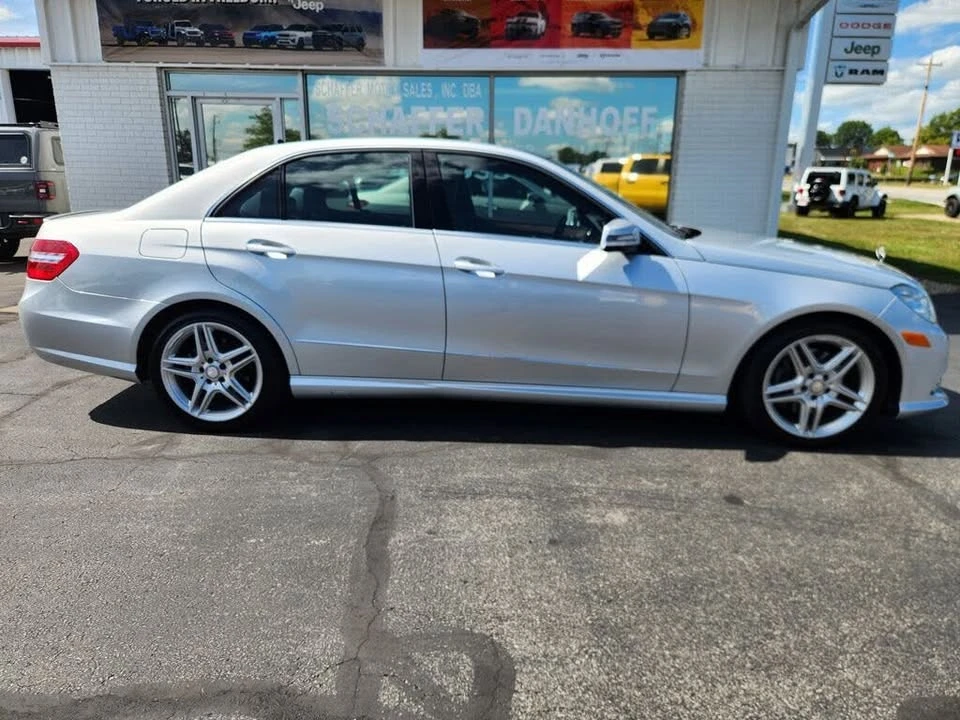 2013 Mercedes-Benz W212 E-Class - Image 2 of 20